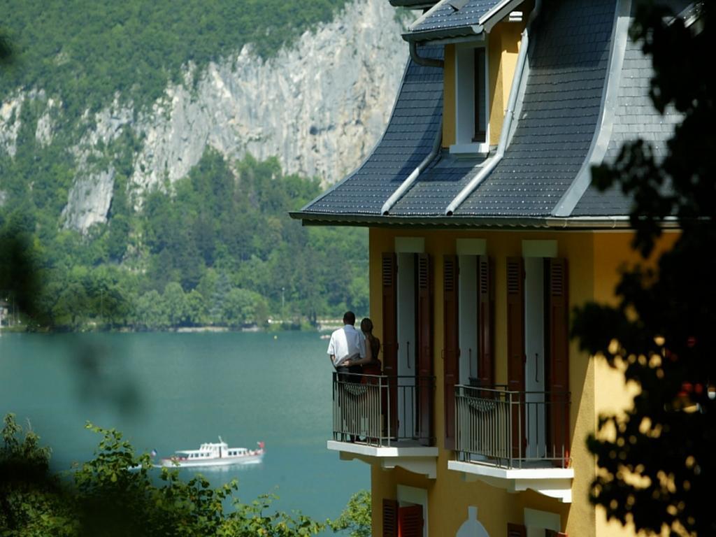 Les Tresoms Lake And Spa Resort Annecy Exterior foto